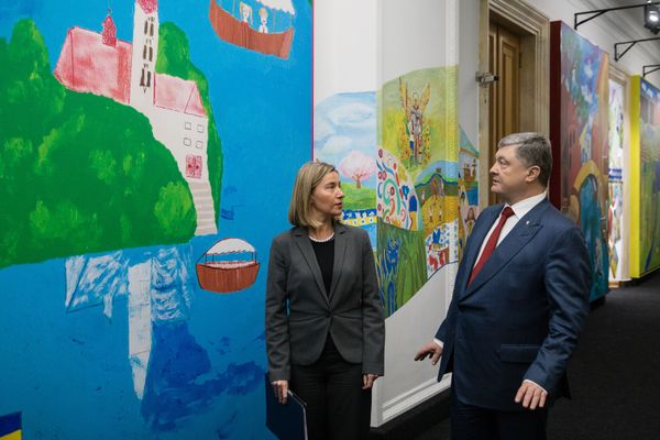 Могерини Порошенко