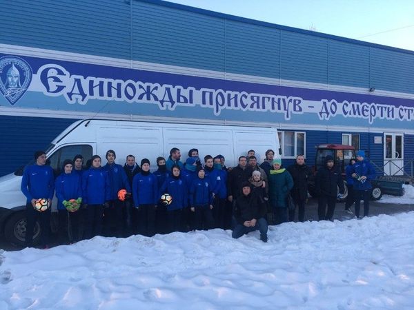 Невский фронт оказал гуманитарную помощь республикам Донбасса