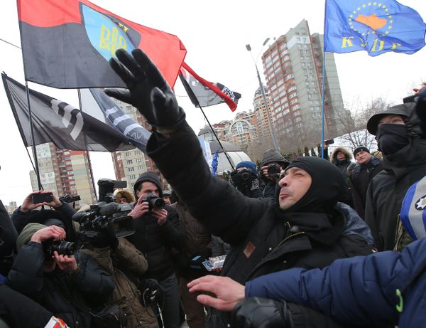 На Украине россиян не пускают на избирательные участки