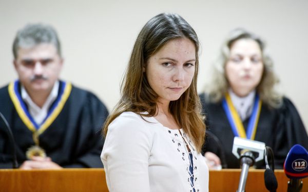 Допрос сестры Н.Савченко в киевском суде по делу против главы ЛНР И.Плотницкого