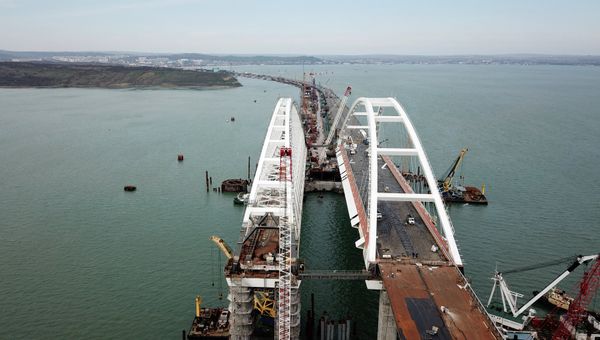 Строительство Крымского моста Строительство Крымского моста