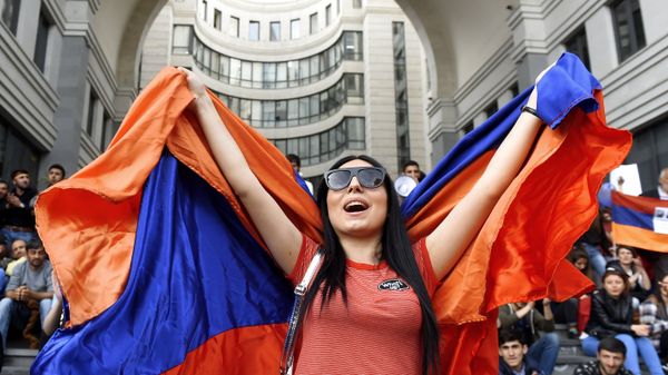 Акции протеста оппозиции в Ереване Акции протеста оппозиции в Ереване