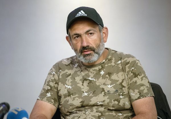 Встреча премьер-министр Армении С.Саргсяна и лидера оппозиции Н.Пашиняна