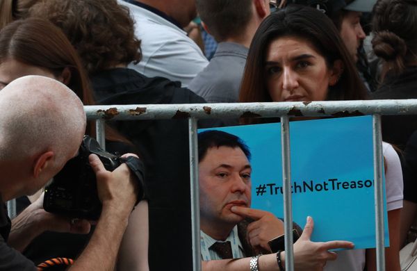Акция в поддержку журналиста К.Вышинского