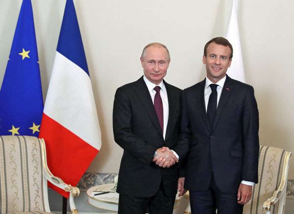 Президент РФ В. Путин принял участие в ПМЭФ - 2018 Президент РФ В. Путин принял участие в ПМЭФ - 2018