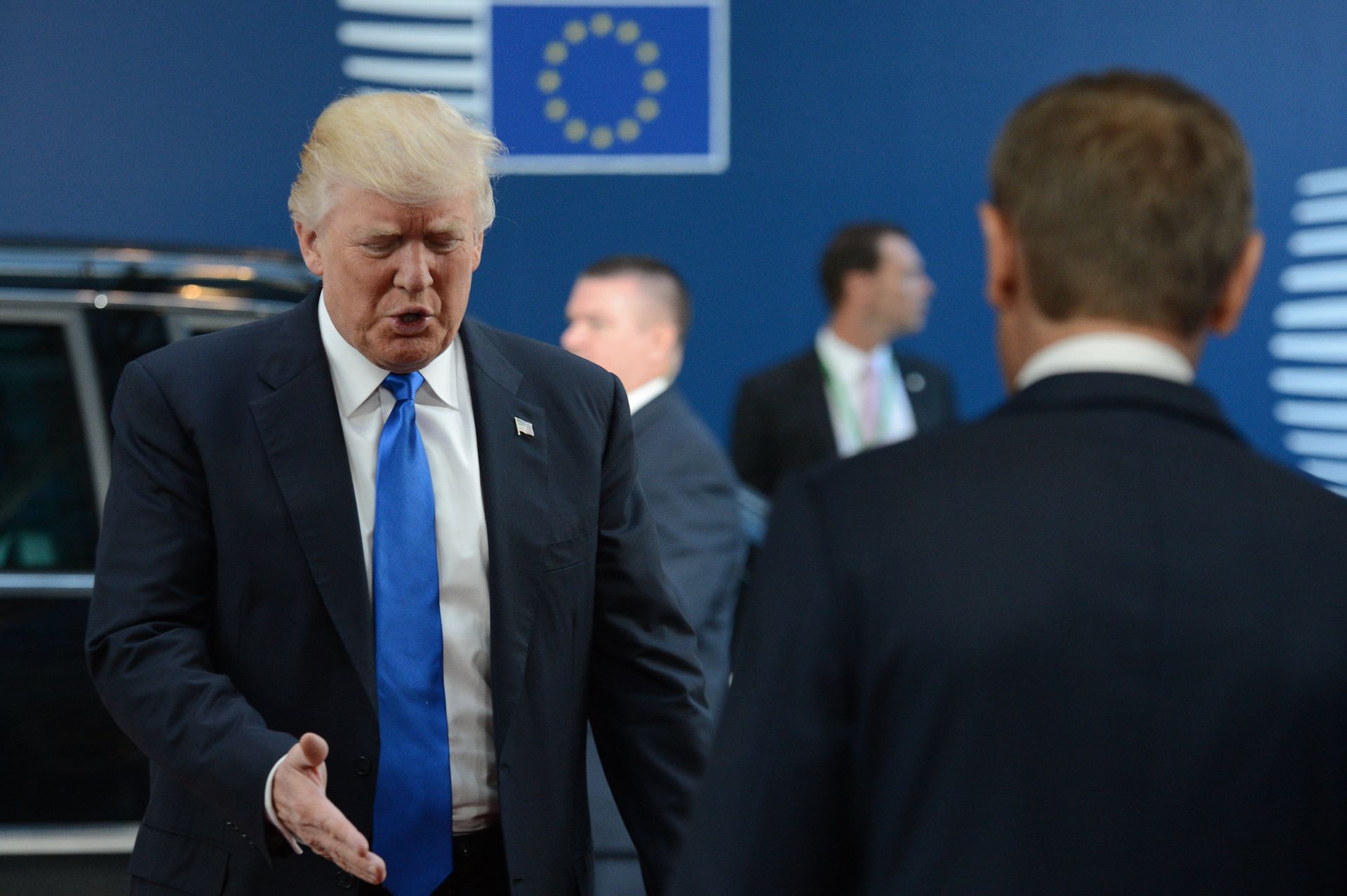 Президент США Дональд Трамп встретился с лидерами ЕС в Брюсселе - РИА Новости, 1920, 31.03.2025
