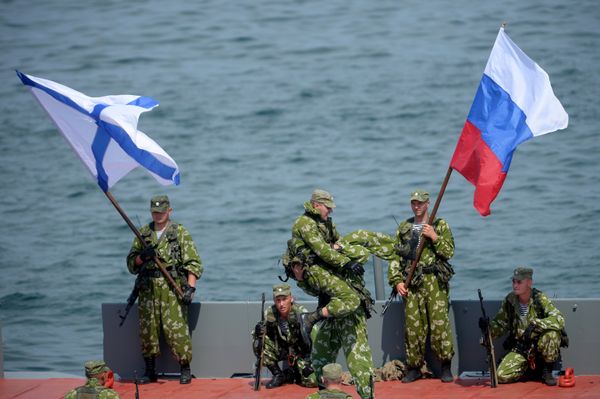 Репетиция парада ко Дню ВМФ в Севастополе Репетиция парада ко Дню ВМФ в Севастополе