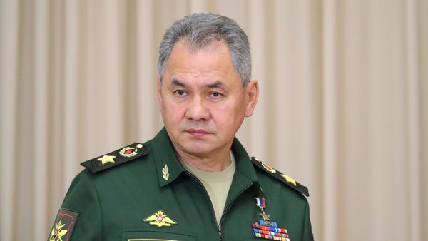 Президент РФ В. Путин провел совещание с руководством минобороны РФ
