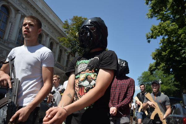 Акция Национальных дружин в Киеве 12.07.2018 Националисты рада оружие