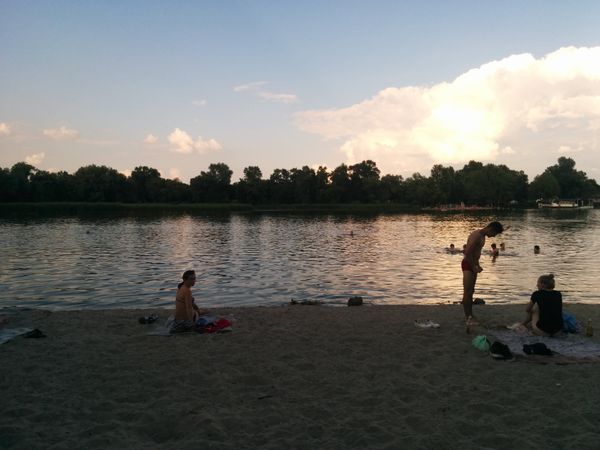 Киев пляж озеро