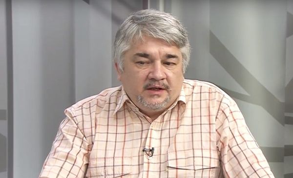 Ищенко о закрытии пассажириских перевозок Украина-РФ ВИДЕО Ищенко о закрытии пассажириских перевозок Украина-РФ ВИДЕО
