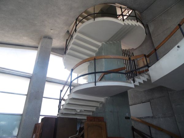 Киев здание архитектура руины развалины Тарелка Киев здание архитектура руины развалины Тарелка
