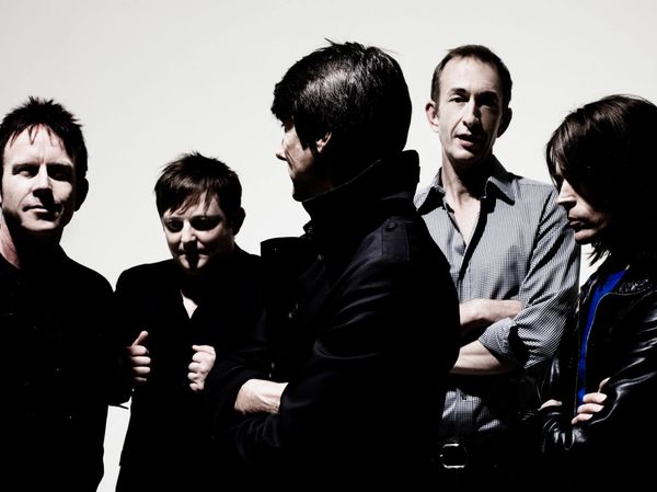 Британская брит-поп-группа Suede Британская брит-поп-группа Suede