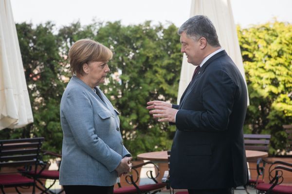 Президент Украины Петр Порошенко и канцлер Германии Ангела Меркель