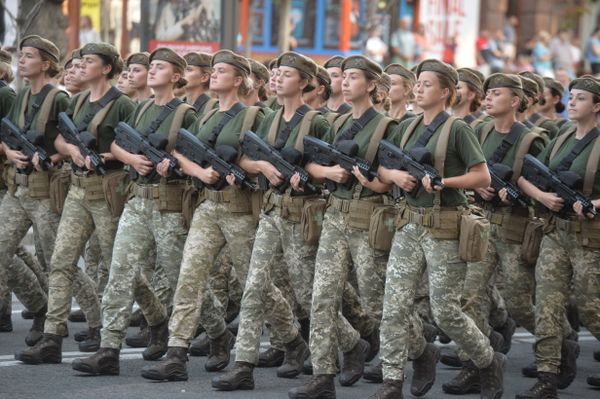 Репетиция парад ВСУ женщины