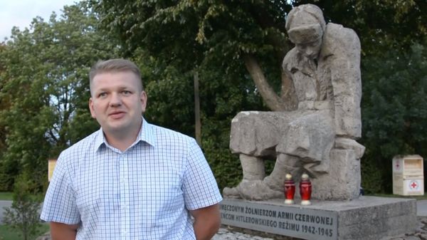 Памятник Стажинский Двор