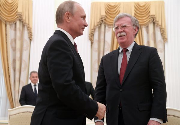 Президент РФ В. Путин встретился с советником президента США по вопросам нацбезопасности Д. Болтоном