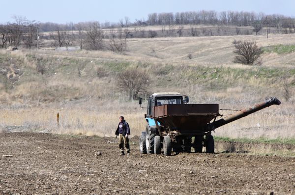 Начало посевных работ в Донецкой области