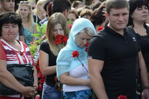 Фоторепортаж прощания с Александром Захарченко