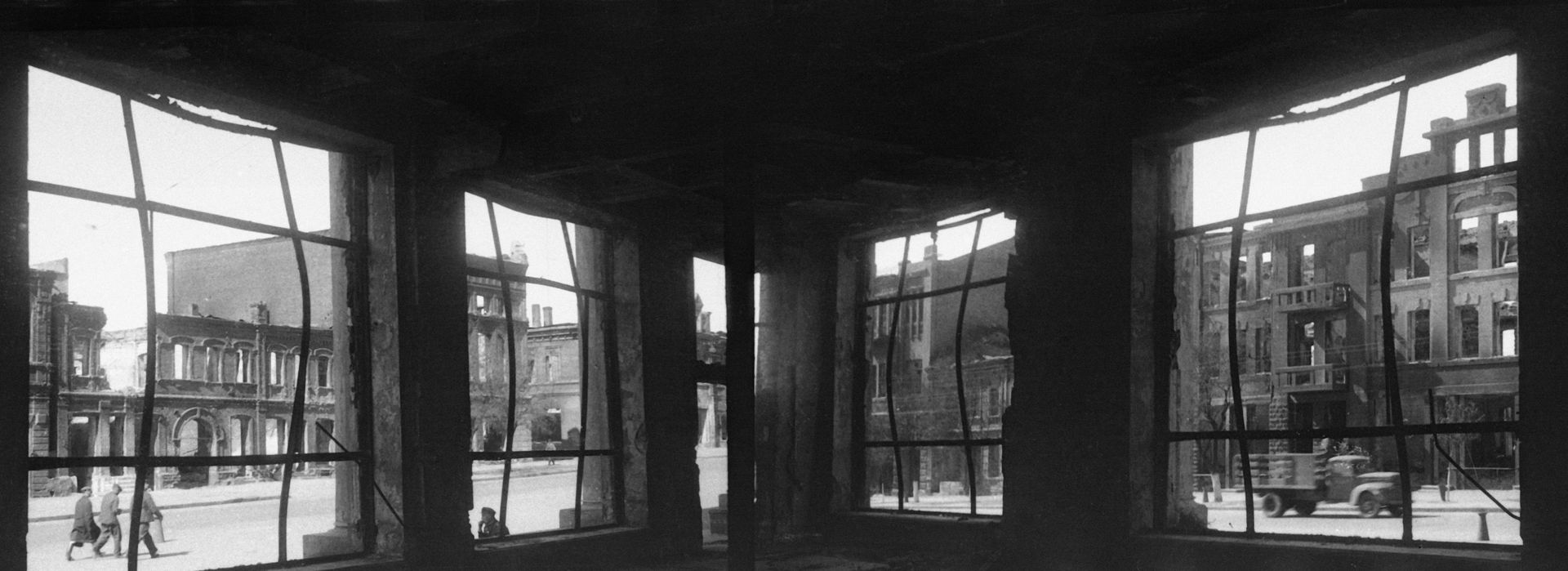 Так выглядел город Сталино /Донецк/ после освобождения - РИА Новости, 1920, 08.09.2019