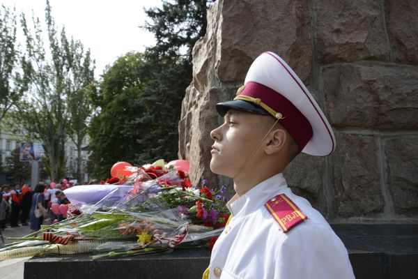 День освобождения Донбасса возложение цветов