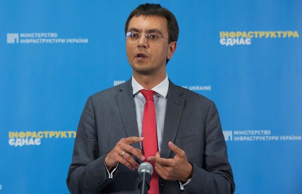 Брифинг министра инфраструктуры Украины В. Омеляна