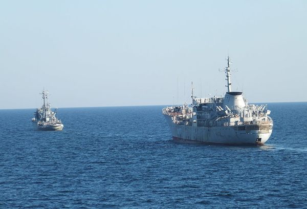  проход кораблей ВМС Украины по Керченскому проливу