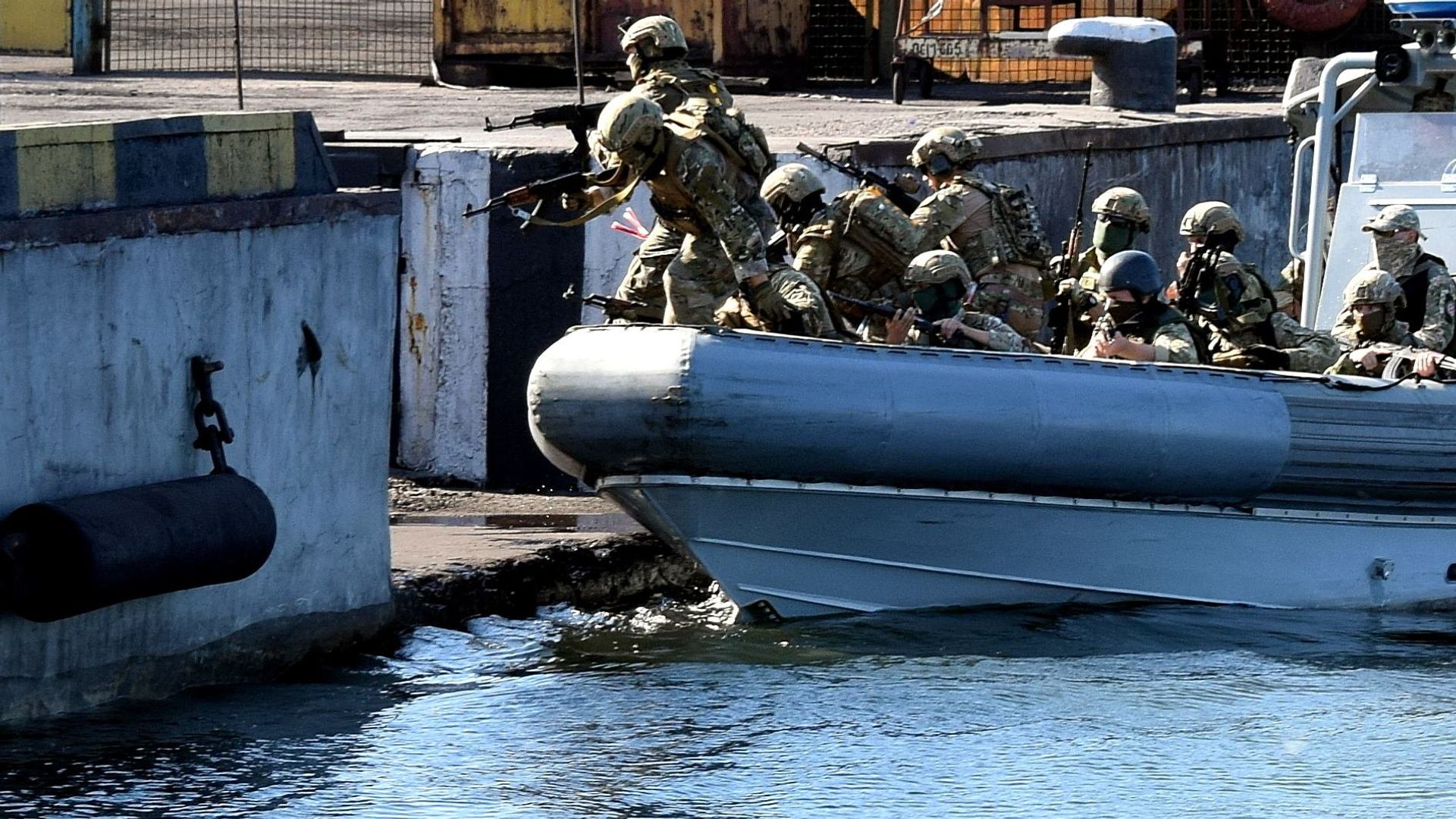 ВМС ЗС Украины спецназ десант ВМС ЗС Украины спецназ десант - РИА Новости, 1920, 22.10.2023