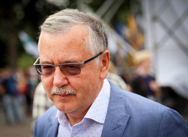 Анатолий Гриценко