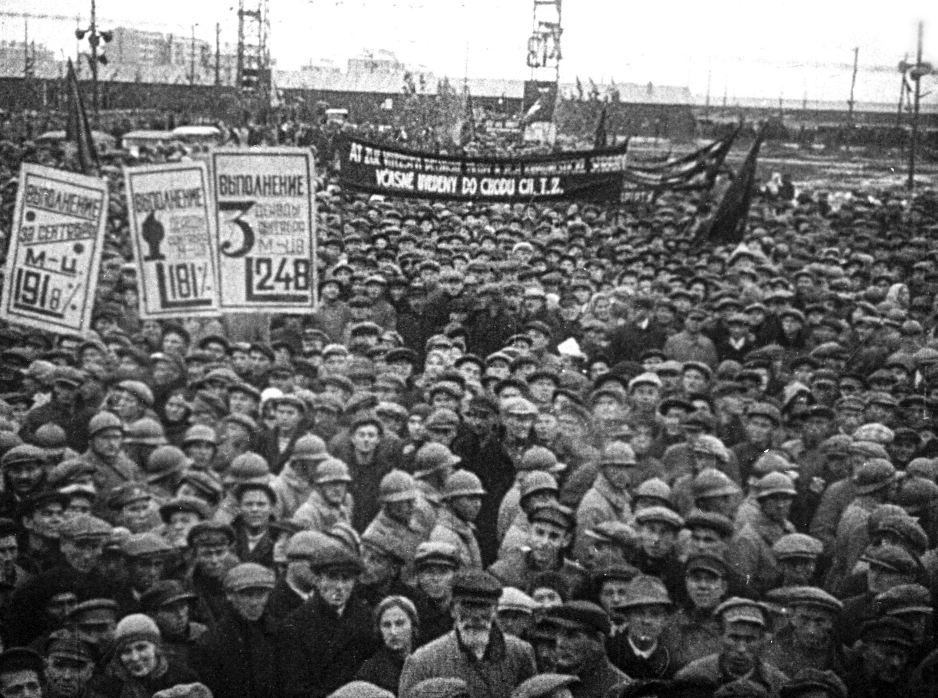 - РИА Новости, 1920, 01.10.2021
