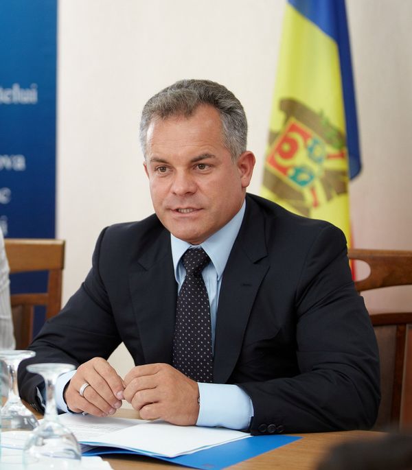 Владимир Плахотнюк Владимир Плахотнюк