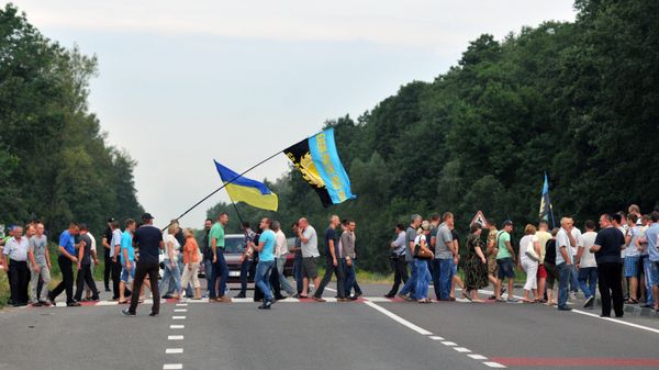 Шахтеры перекрыли трассу во Львовской области