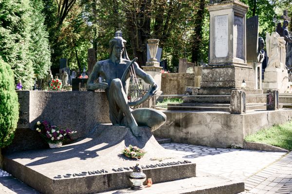 Лычаковское кладбище во Львове Лычаковское кладбище во Львове