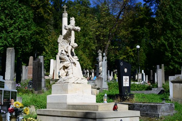 Лычаковское кладбище во Львове Лычаковское кладбище во Львове