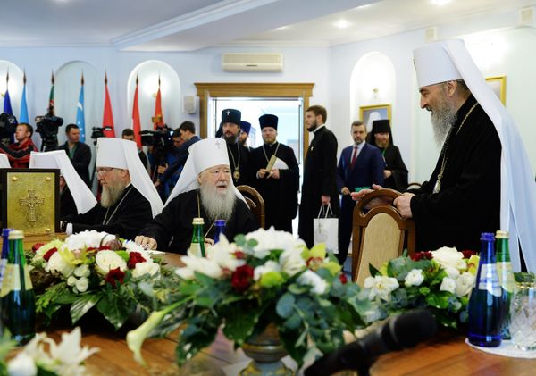 Заседание Священного синода РПЦ Заседание Священного синода РПЦ