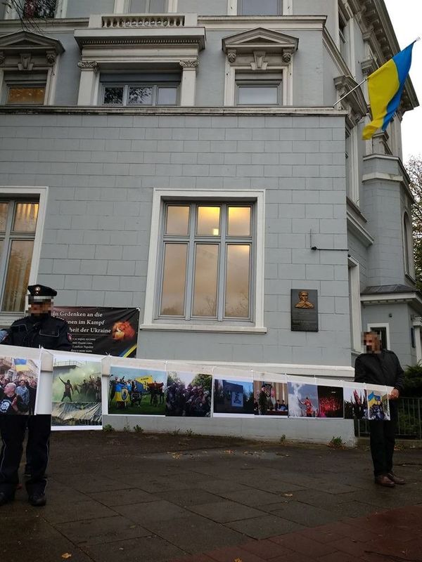 Акция против роста нацизма Гамбург Акция против роста нацизма Гамбург