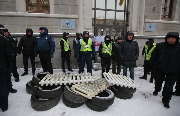 Акции с требованием включить отопление в городах Украины Акции с требованием включить отопление в городах Украины