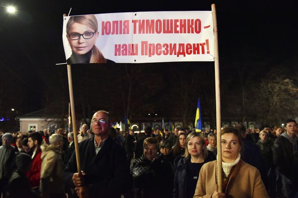 Митинг в поддержку Ю. Тимошенко во Львове Митинг в поддержку Ю. Тимошенко во Львове