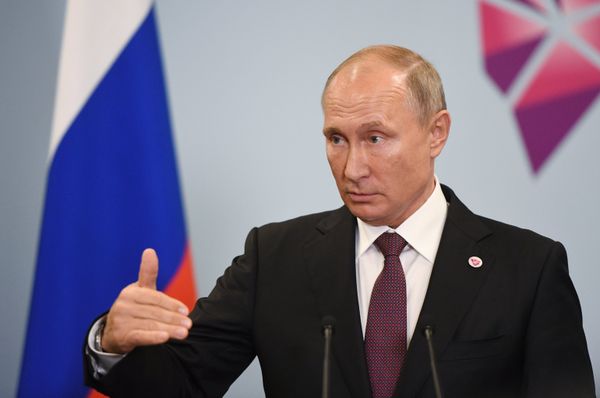 Визит президента РФ В. Путина в Сингапур. День третий Визит президента РФ В. Путина в Сингапур. День третий