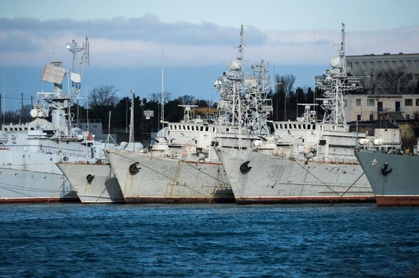 Военные корабли, принадлежащие Украине, в Крыму Военные корабли, принадлежащие Украине, в Крыму