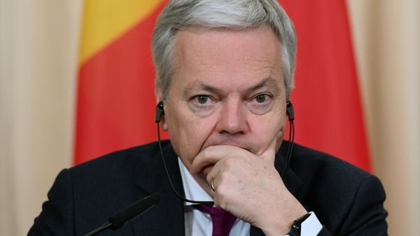 Встреча глав МИД РФ и Бельгии С. Лаврова и Д. Рейндерса Встреча глав МИД РФ и Бельгии С. Лаврова и Д. Рейндерса