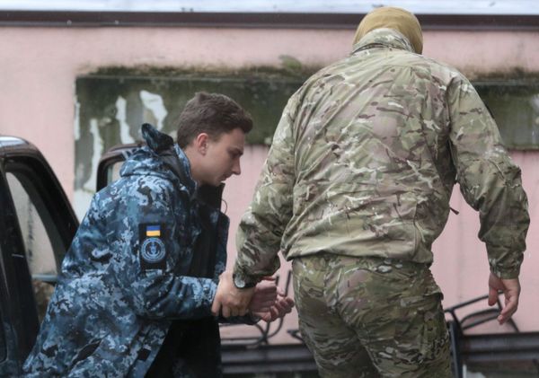 Избрание меры пресечения задержанным украинским морякам Избрание меры пресечения задержанным украинским морякам