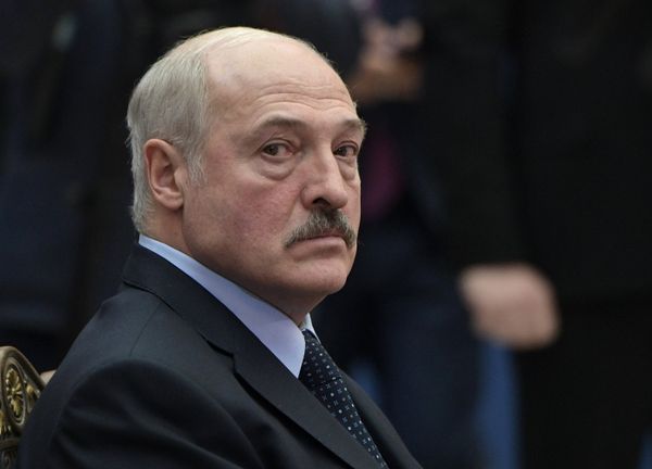Рабочая поездка президента РФ В. Путина в Санкт-Петербург