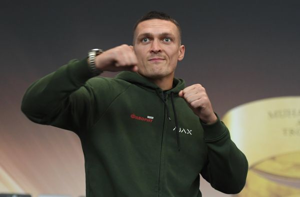 Александр Усик