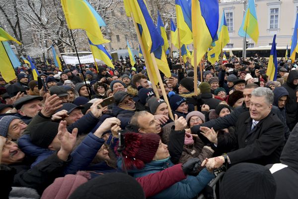 Порошенко жители украина пенсионеры