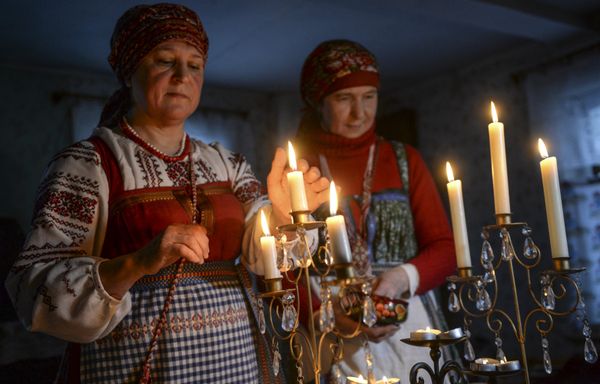 Святочные гуляния в Ленинградской области