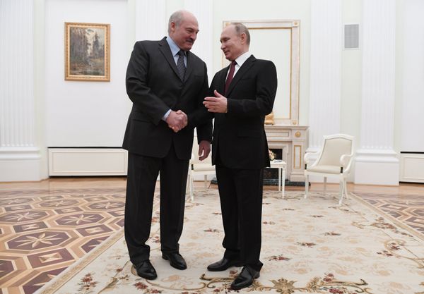Президент РФ В. Путин встретился с президентом Белоруссии А. Лукашенко Президент РФ В. Путин встретился с президентом Белоруссии А. Лукашенко