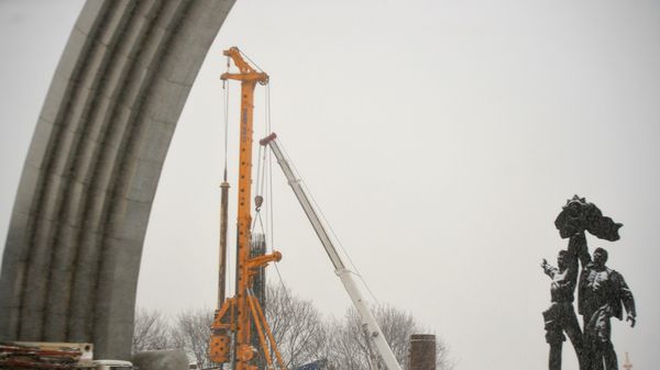 Киев арка дружбы народов пешеходный мост строительство