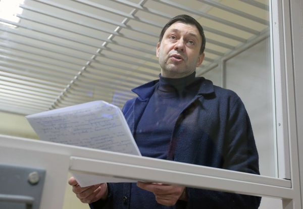 Рассмотрение жалобы на продление ареста журналиста К. Вышинского Рассмотрение жалобы на продление ареста журналиста К. Вышинского