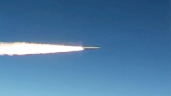 Запуск новейших гиперзвуковых ракет Кинжал